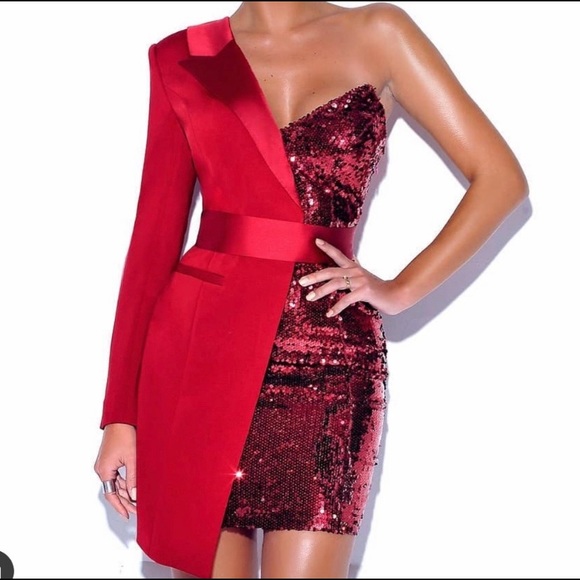 Dresses & Skirts - IN SEARCH OF THIS DRESS